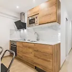 Daire Home2book Design Paraiso *
